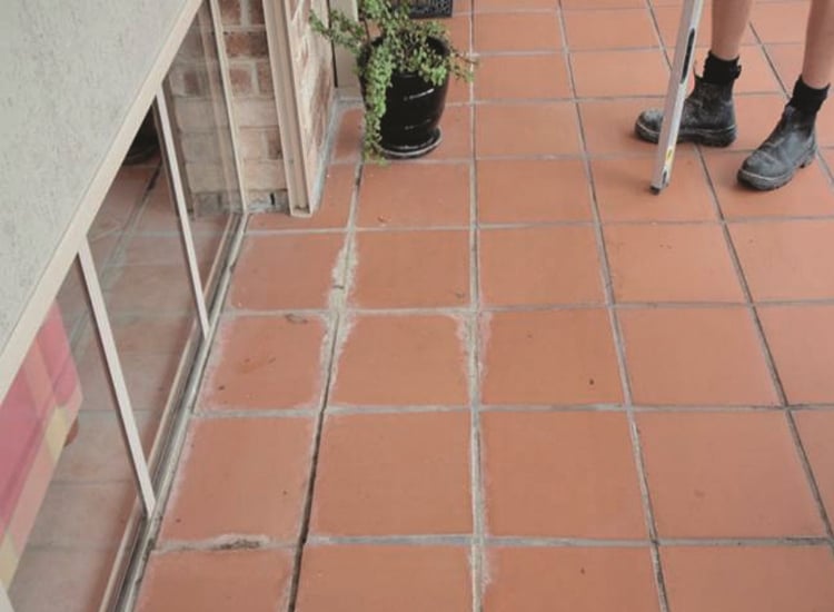 Efflorescence The Dreaded White Powder, How To Remove Buildup From Ceramic Tile Floors